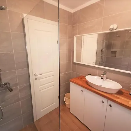 Vedrana Gæstehus 3*