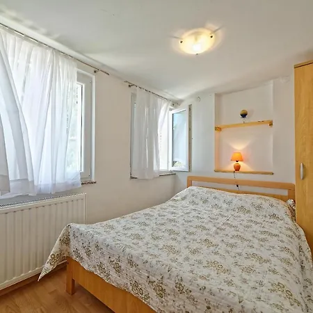 Vedrana 3*