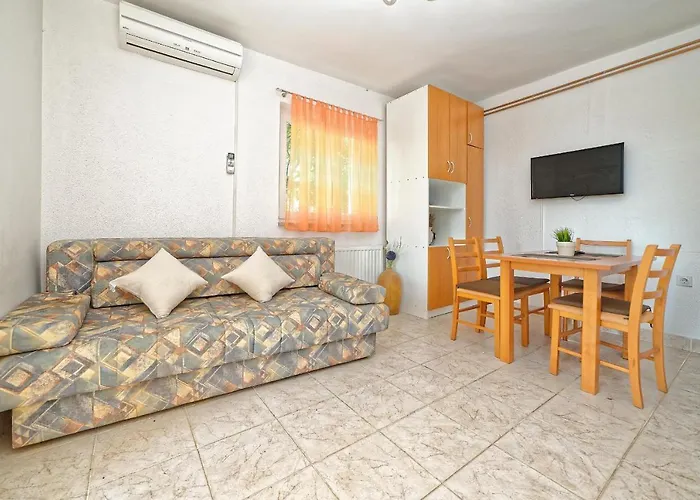 Vedrana 3* Dobrinj