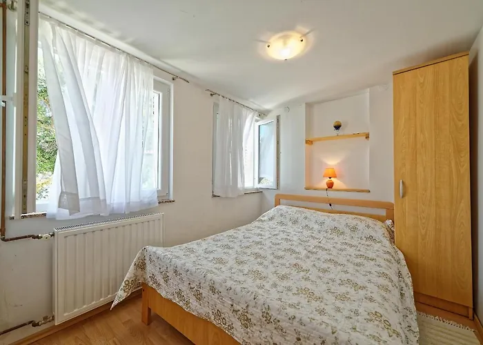 Vedrana 3*
